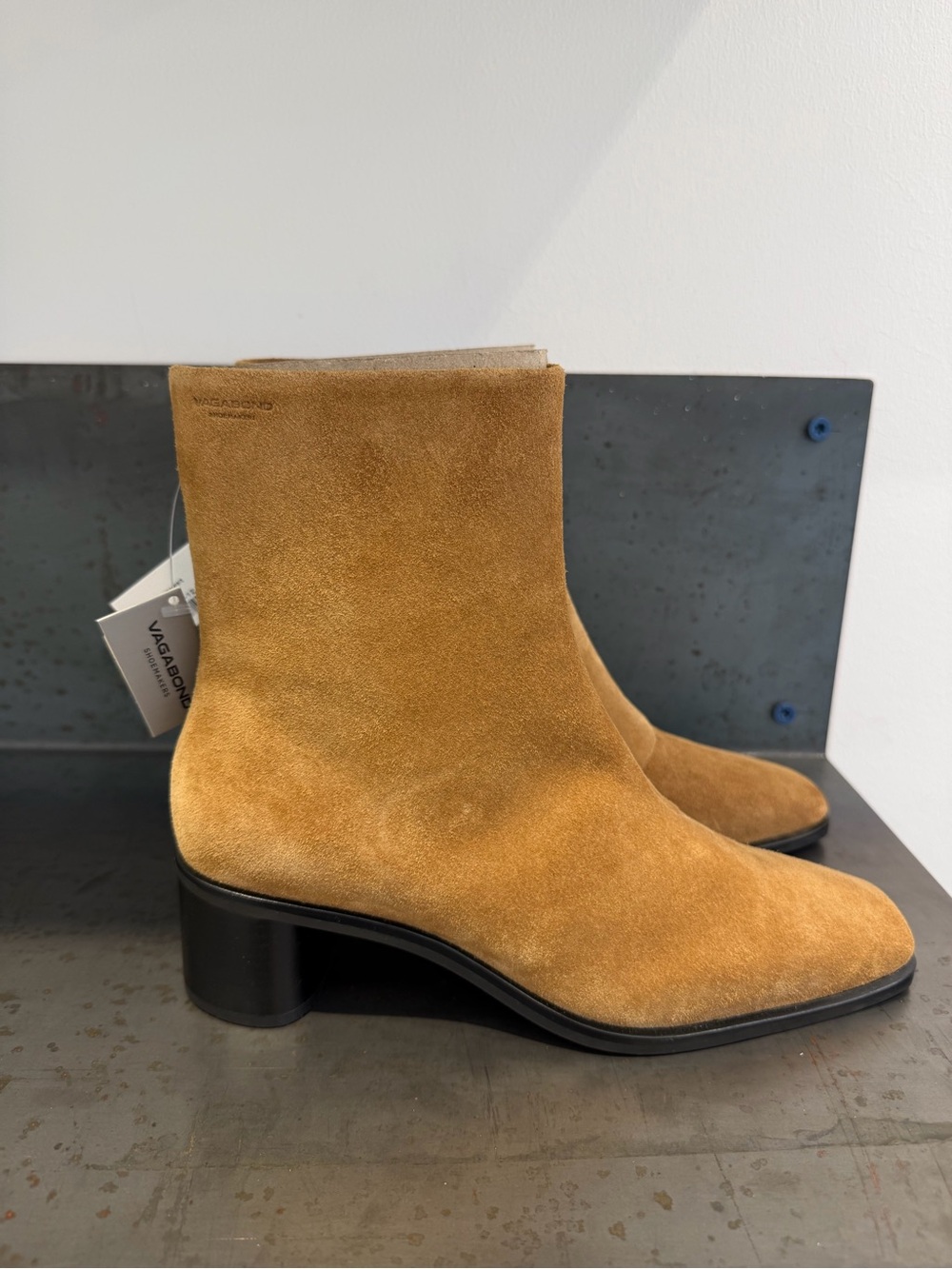 Vagabond Fay Suede Boots